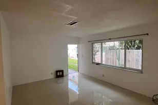 220 SE 22nd Ave, Pompano Beach, FL 33062 - Photo 6