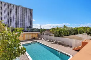 801 S Ocean Dr, Hollywood, FL 33019 - Photo 32
