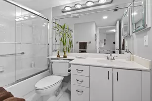 10111 NW 24th Pl, Sunrise, FL 33322 - Photo 16