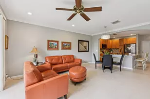 9070 Tremezzo Ln, Boynton Beach, FL 33472 - Photo 8