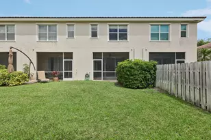 9070 Tremezzo Ln, Boynton Beach, FL 33472 - Photo 20