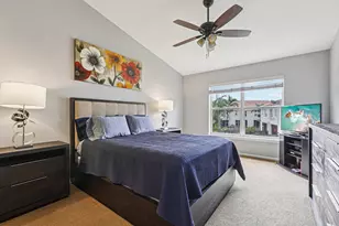 9070 Tremezzo Ln, Boynton Beach, FL 33472 - Photo 14