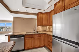 405 N Ocean Blvd, Pompano Beach, FL 33062 - Photo 32