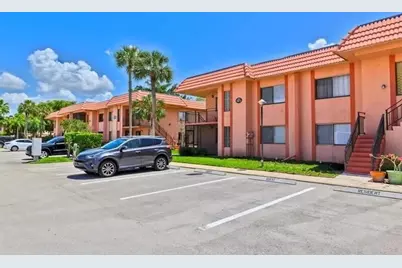 235 Lakeview Drive #104, Weston, FL 33326 - Photo 6