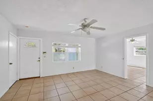 1006 SW 28th Ave, Boynton Beach, FL 33426 - Photo 8