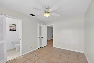 1006 SW 28th Ave, Boynton Beach, FL 33426 - Photo 24