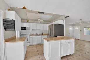 1006 SW 28th Ave, Boynton Beach, FL 33426 - Photo 12