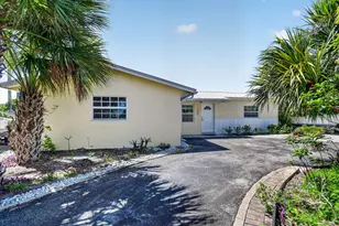 1006 SW 28th Ave, Boynton Beach, FL 33426 - Photo 2