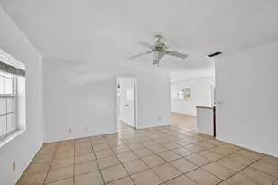 1006 SW 28th Ave, Boynton Beach, FL 33426 - Photo 8