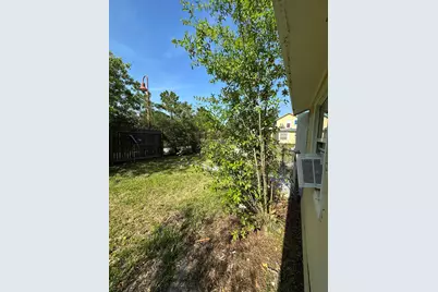 321 N 11th Street #D, Fort Pierce, FL 34950 - Photo 18
