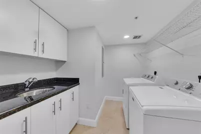 900 SE 2nd Street #502, Fort Lauderdale, FL 33301 - Photo 16