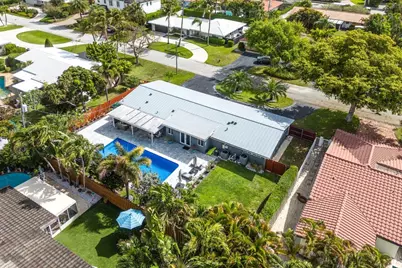 2625 NE 27th Way, Fort Lauderdale, FL 33306 - Photo 2