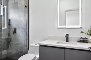 913 NE 15th St, Fort Lauderdale, FL 33304 - Photo 30