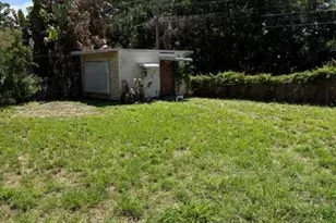 2443 2nd Pl SW, Vero Beach, FL 32962 - Photo 20