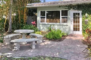 1031 Lincoln St, Hollywood, FL 33019 - Photo 4