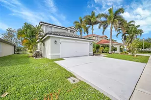 8236 White Rock Cir, Boynton Beach, FL 33436 - Photo 4
