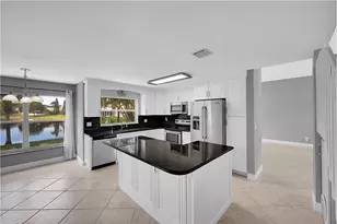 8236 White Rock Cir, Boynton Beach, FL 33436 - Photo 12