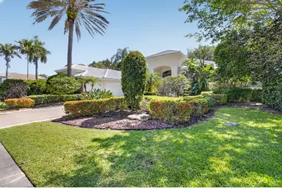 21650 Frontenac Court, Boca Raton, FL 33433 - Photo 2