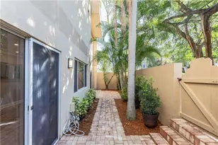 101 SE 15th Ave, Fort Lauderdale, FL 33301 - Photo 10