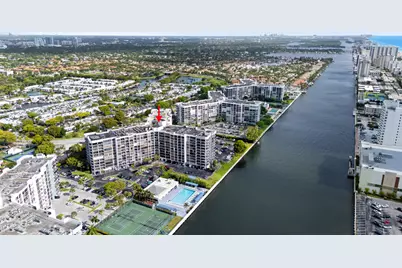 600 Parkview Drive #823, Hallandale Beach, FL 33009 - Photo 28