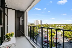 600 Parkview Dr, Hallandale Beach, FL 33009 - Photo 20