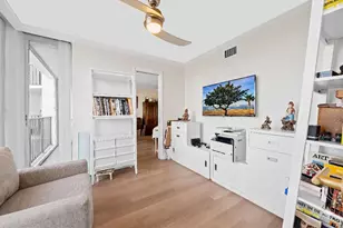 600 Parkview Dr, Hallandale Beach, FL 33009 - Photo 12