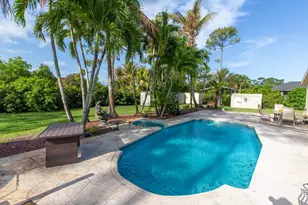 13428 N 87th St Street N, The Acreage, FL 33412 - Photo 10