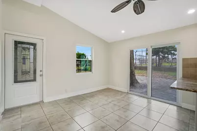517 Sunrise Court, Lake Worth Beach, FL 33460 - Photo 12
