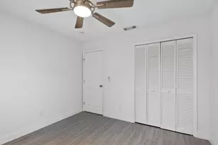 124 SE Eyerly Ave, Port Saint Lucie, FL 34983 - Photo 12