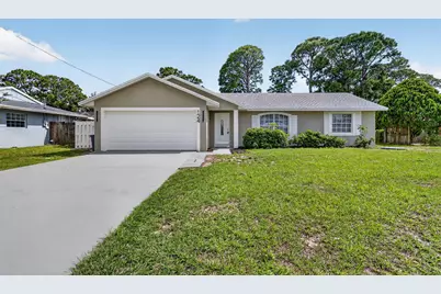124 SE Eyerly Avenue, Port Saint Lucie, FL 34983 - Photo 1