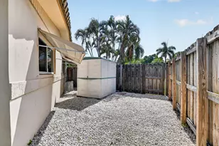 301 SE 8th Ave, Deerfield Beach, FL 33441 - Photo 56