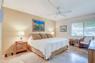 334 Pine Ridge Cir, Greenacres, FL 33463 - Photo 12
