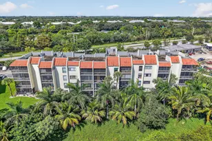 3050 Presidential Way, West Palm Beach, FL 33401 - Photo 38