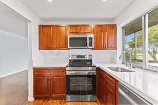 9091 Lime Bay Blvd, Tamarac, FL 33321 - Photo 4