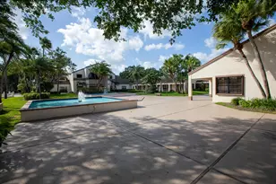 2738 S Carambola Circle S, Coconut Creek, FL 33066 - Photo 32
