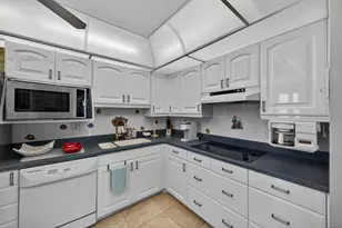 531 N Ocean Blvd, Pompano Beach, FL 33062 - Photo 22