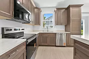 16404 Mirabell Mnr Ln, Loxahatchee, FL 33470 - Photo 10