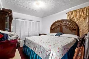 426 NE 166th St, North Miami Beach, FL 33162 - Photo 26