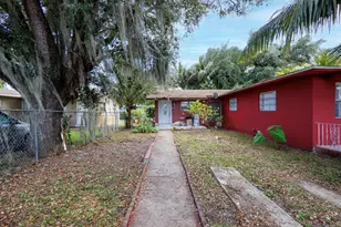 426 NE 166th St, North Miami Beach, FL 33162 - Photo 16