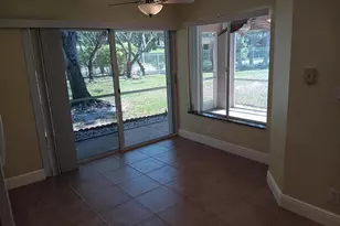 4983 W Pinemore Ln, Lake Worth, FL 33463 - Photo 6