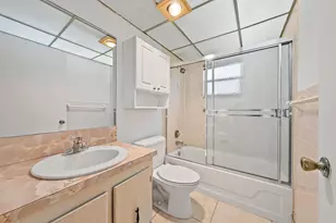 869 S Flanders S, Delray Beach, FL 33484 - Photo 4