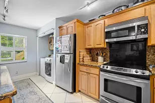 2900 SW 22nd Cir, Delray Beach, FL 33445 - Photo 4