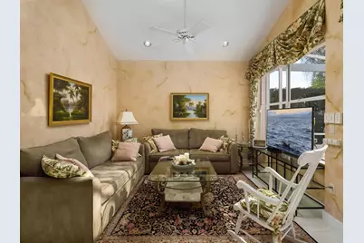70 Cayman Place, Palm Beach Gardens, FL 33418 - Photo 8