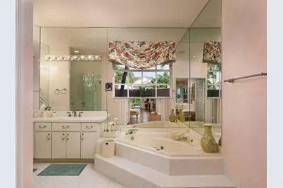 70 Cayman Place, Palm Beach Gardens, FL 33418 - Photo 12