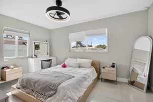 571 SE 14th St, Pompano Beach, FL 33060 - Photo 18