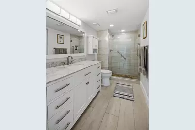 3138 Via Poinciana #306, Lake Worth, FL 33467 - Photo 16