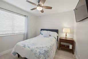 3138 Via Poinciana, Lake Worth, FL 33467 - Photo 18