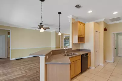 5370 E 1st Square SW, Vero Beach, FL 32968 - Photo 16