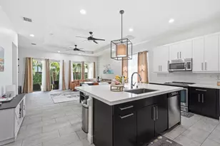 15155 SW 176th Ln, Miami, FL 33187 - Photo 10