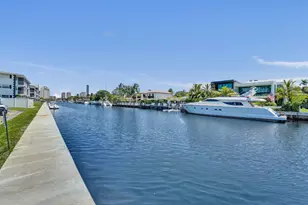 455 Paradise Isle Blvd, Hallandale Beach, FL 33009 - Photo 22